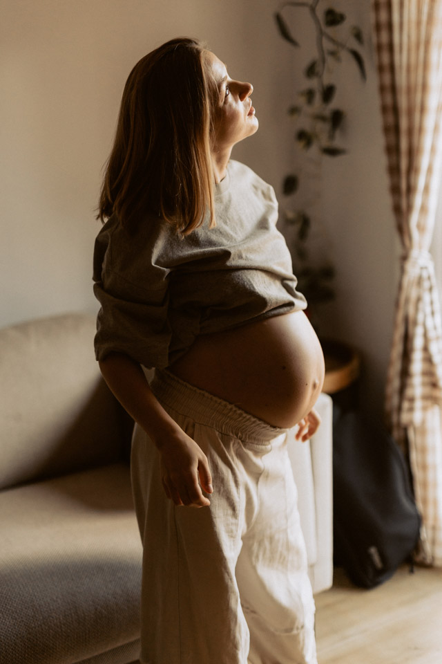 pregnancy photo shoot in Barcelona