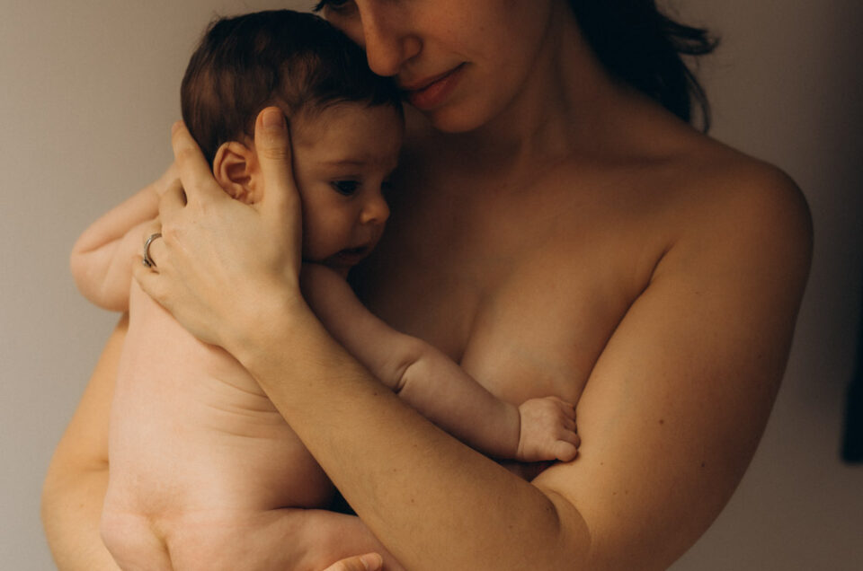 newborn skin to skin at home