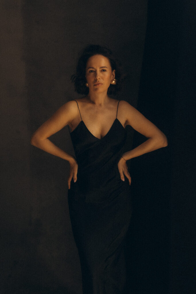 soulful woman studio portraits in Barcelona